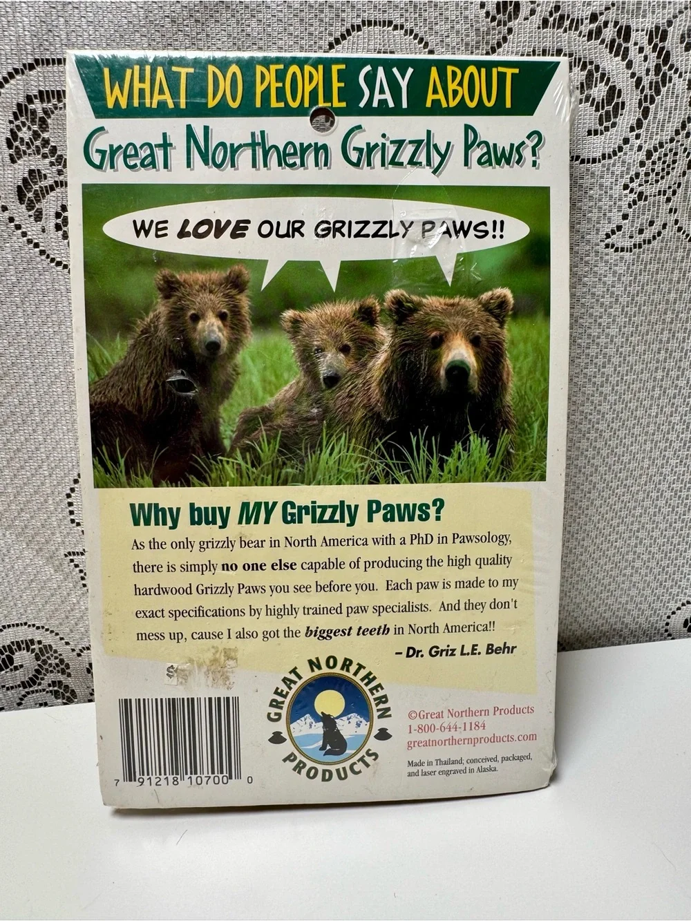 NIP Great Northern Grizzly Paws Hard Wood Salad & Pasta Servers. Bear Claws-New